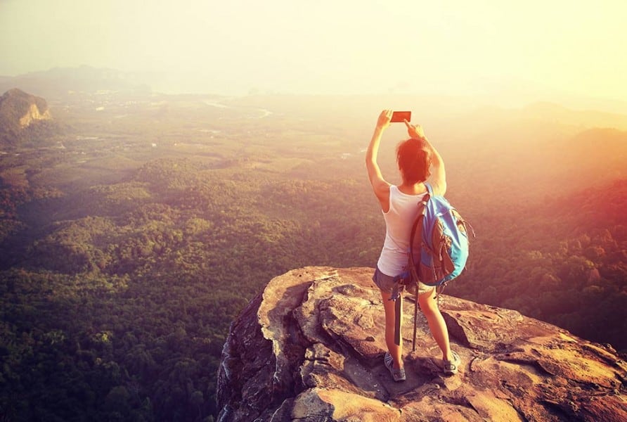 Solo Travel: A Path to Learning & Adventure